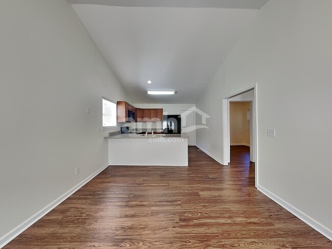 Photo - 108 River Watch Dr