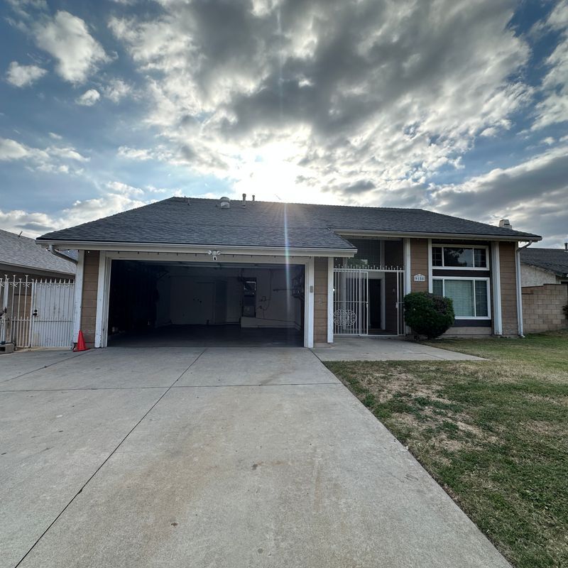 Photo - 9150 Malachite Ave