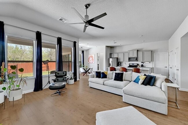 Photo - 8300 Turnberry Ln
