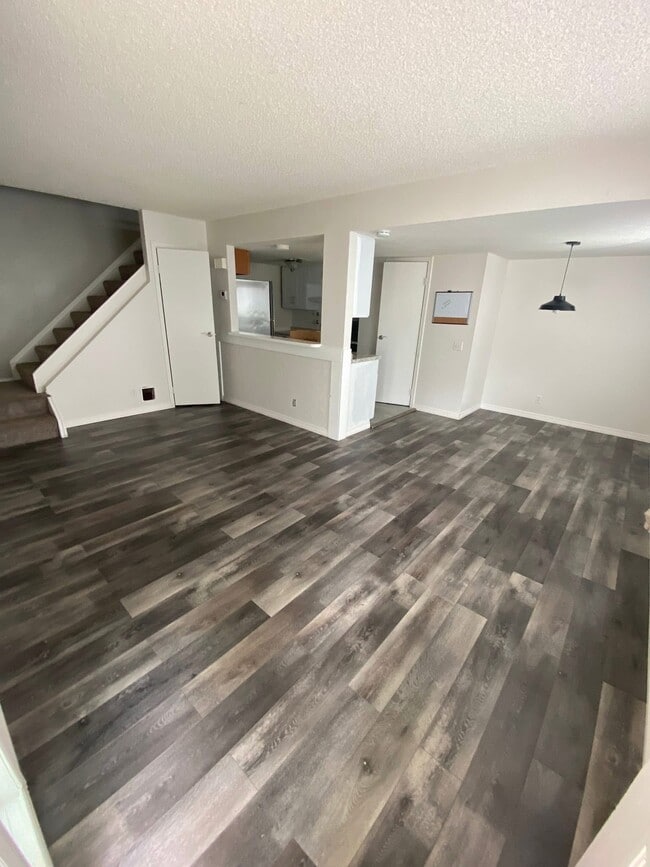 Photo - 9255 E Lehigh Ave