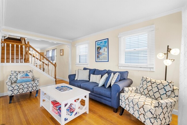 Photo - 29 N Frontenac Ave