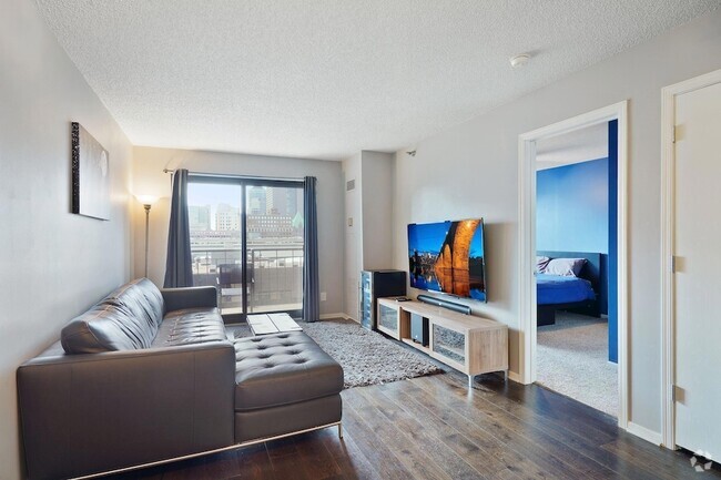 Building Photo - 401 S 1st St Rental