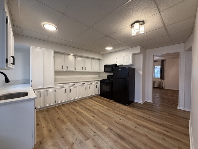 Photo - 5225 Keystone St Unit 1