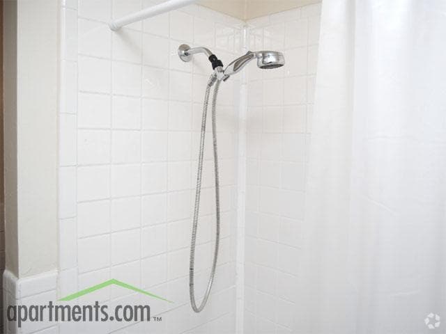 Bathroom - Mountain View Gardens