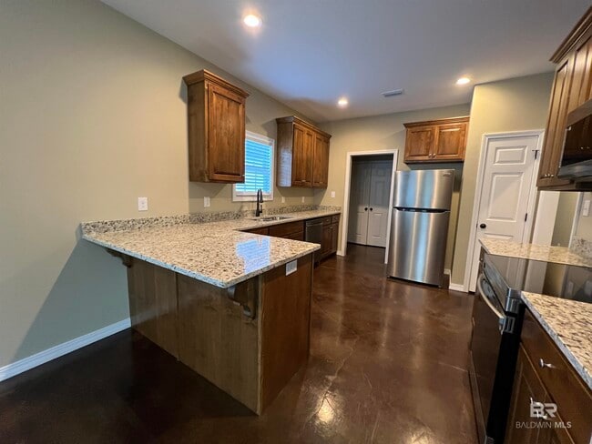 Photo - 12901 Churchill Dr