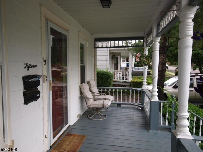 Photo - 15 Washburn Pl