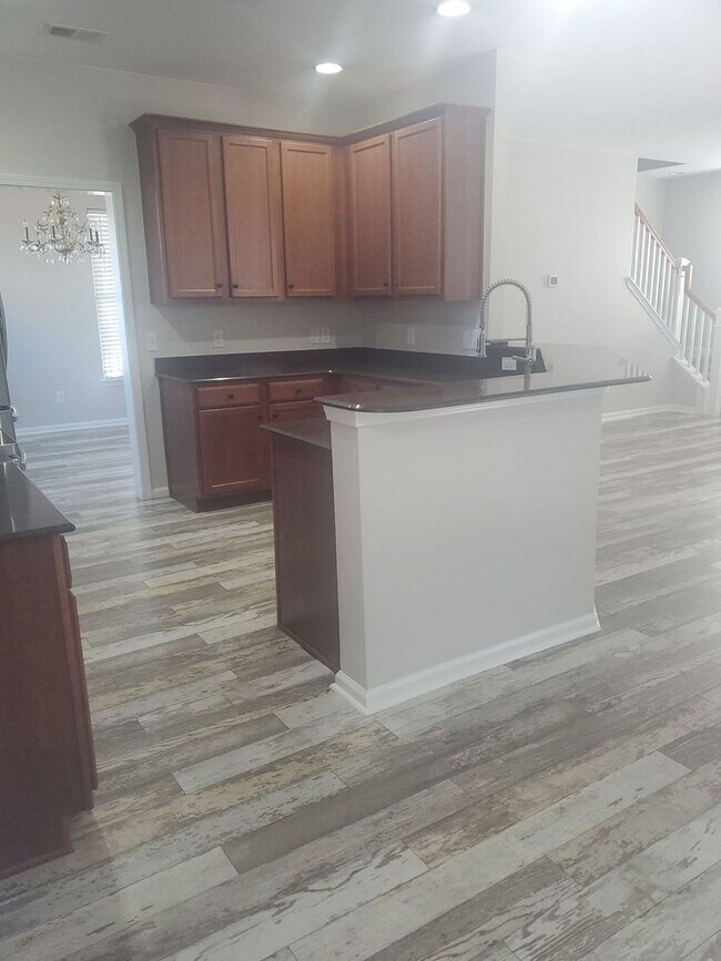 Photo - Beautiful Home in Weatherstone