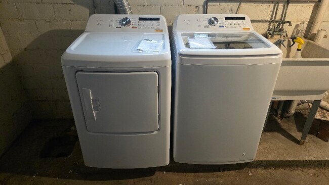 Photo - 7318-7320 Wakefield Ave Unit 7320