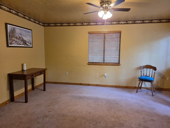 Photo - Cute Three Bedroom, 1 Bath home near Midtown