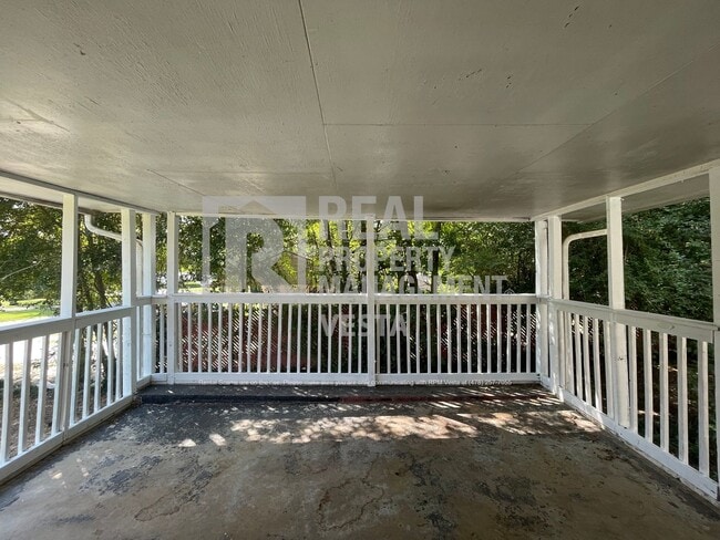 Photo - 3827 Travis Blvd