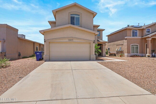 Photo - 2057 Shreya St