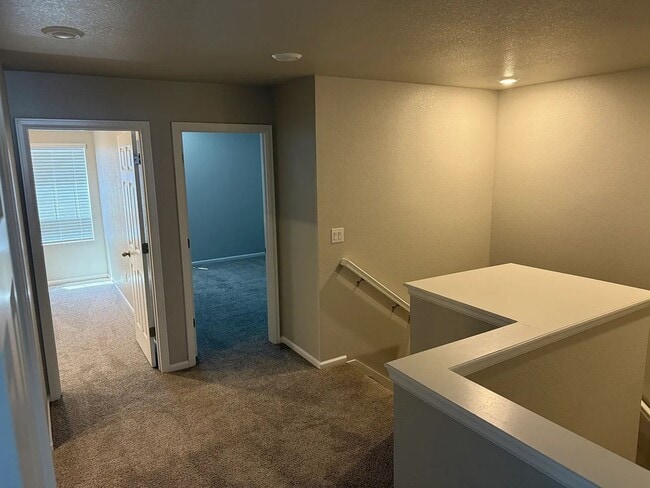 Photo - 745 N Tempe St