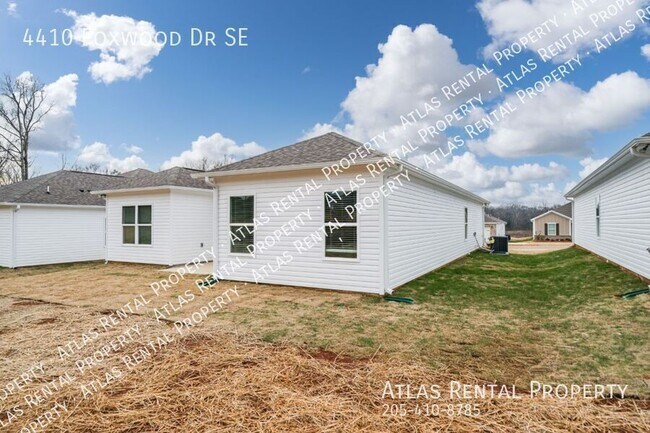 Photo - 4410 Foxwood Dr SE