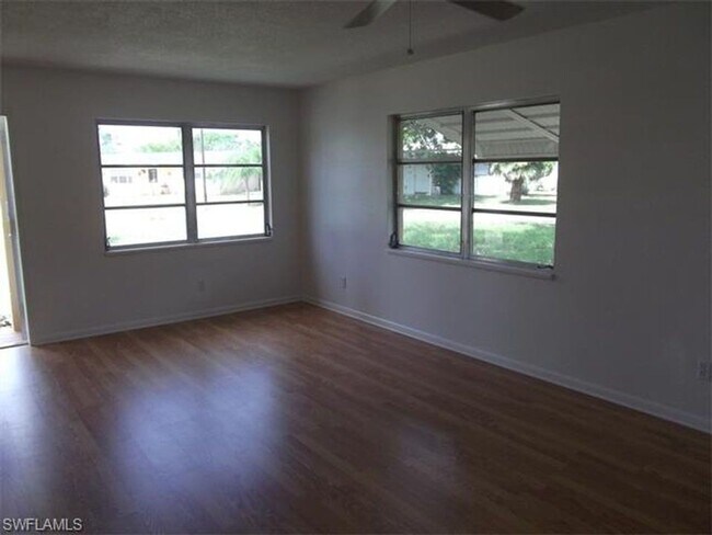 Photo - 10 Willow St