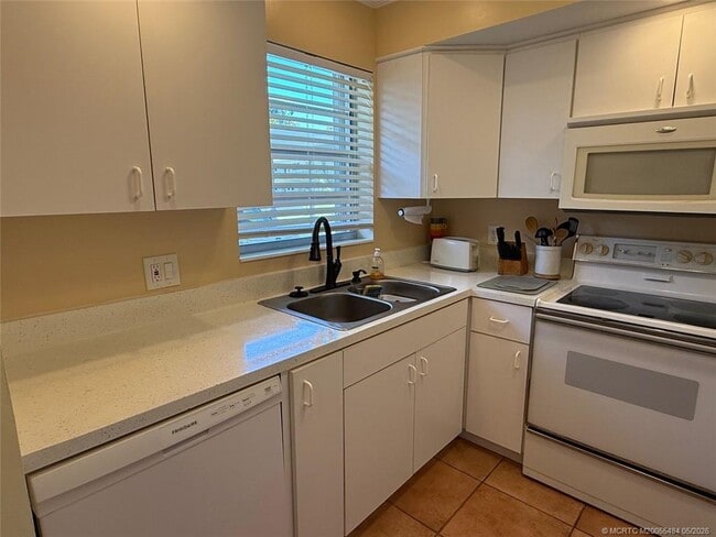 Photo - 2950 SE Ocean Blvd Unit 10-2