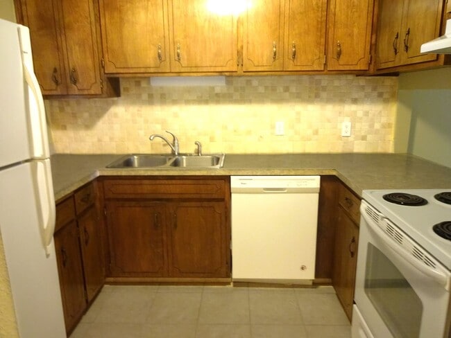 Photo - 2 bed/ 1 bath Condo!  With  Great Views!