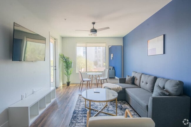 Building Photo - 701 W Rio Salado Pkwy Rental