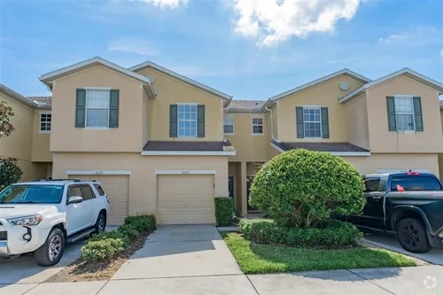 Building Photo - Beautiful 2 Bedroom 2.5 Bath Townhome loca...