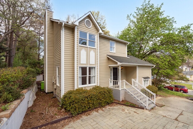 Building Photo - 3101 Cinnamon Cir