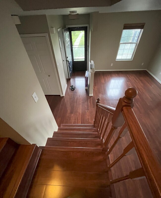 Photo - 3456 Burbank Dr