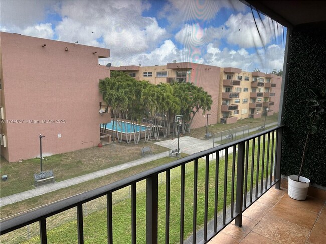 Photo - 399 NW 72nd Ave Condo Unit 310