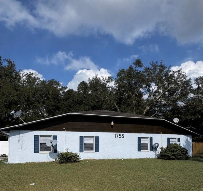 Building Photo - 1755 SW 108th Ln