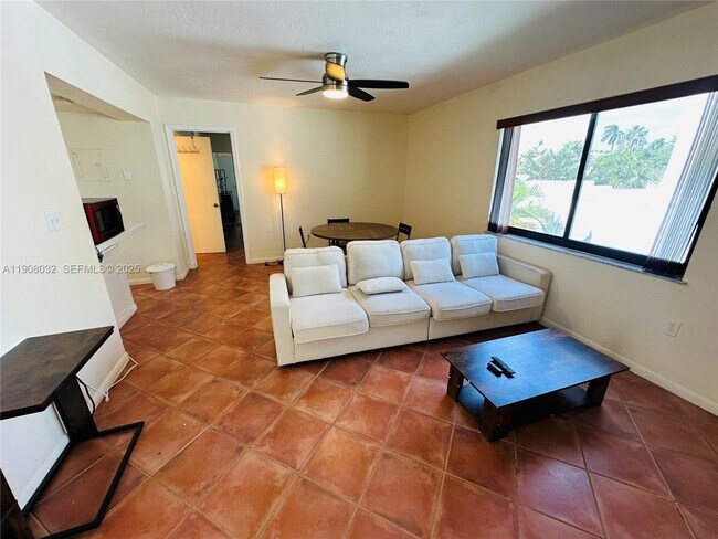 Photo - 619 Euclid Ave Unit 3A