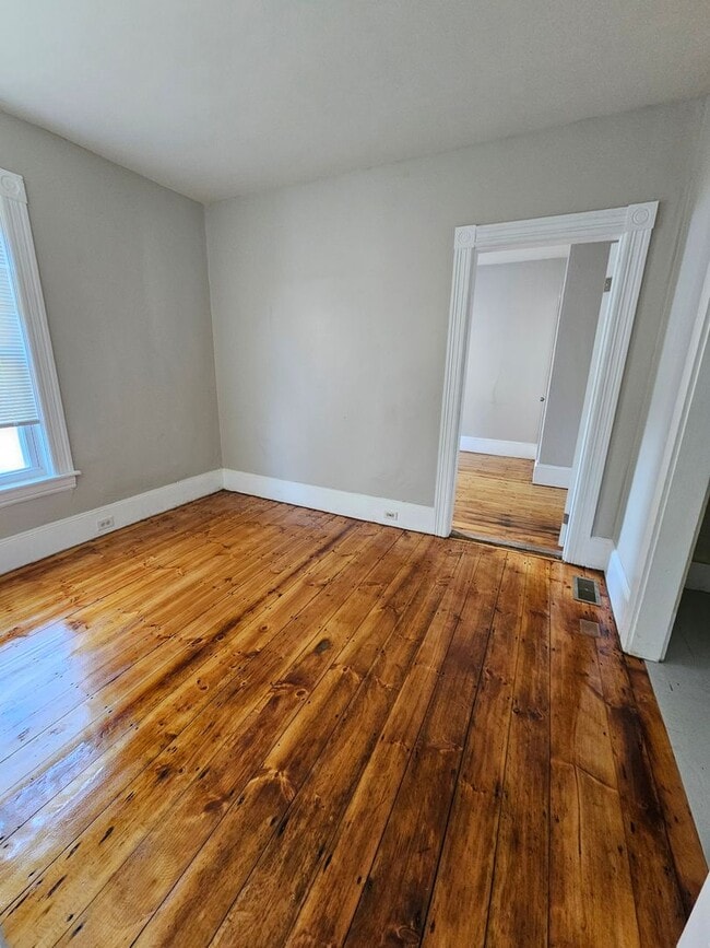 41 Hevey St Unit 1