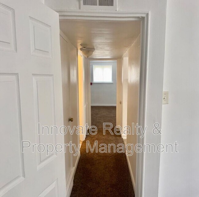 Photo - 7613 Whitaker Ave