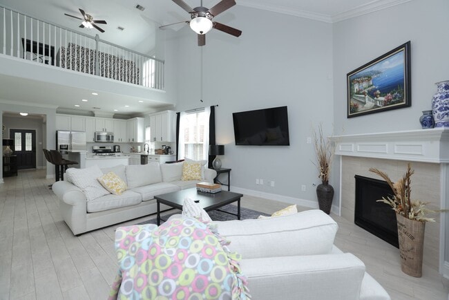 Photo - 19 Canterborough Pl