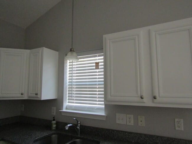 Photo - 151 Heath Dr