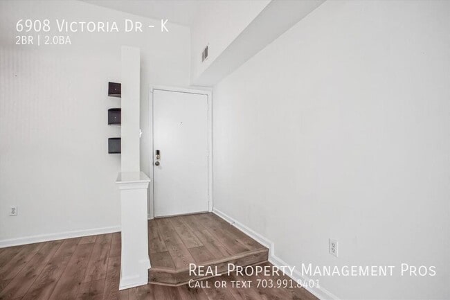 Photo - 6908 Victoria Dr Unit K