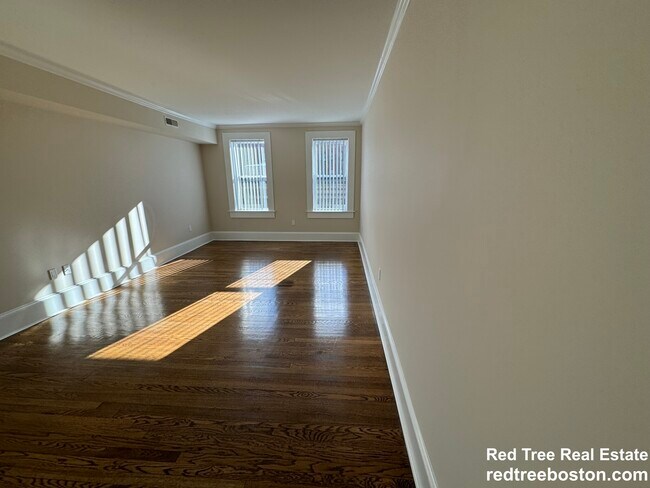 Photo - 20 Short St Unit 3