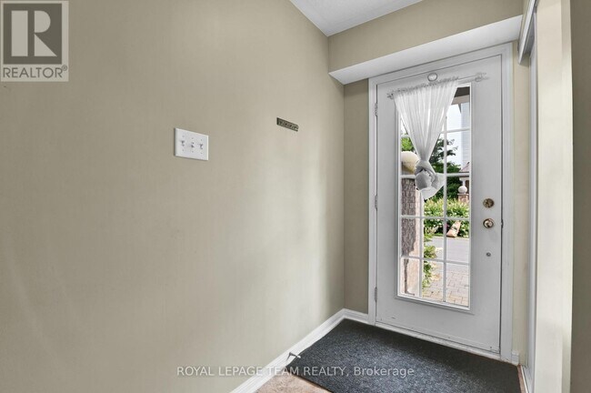 Photo - 774 Sanibel Private