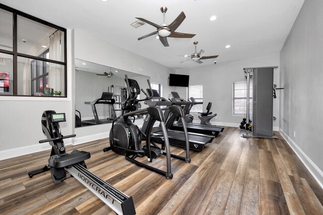 Charleston Oaks Apartments