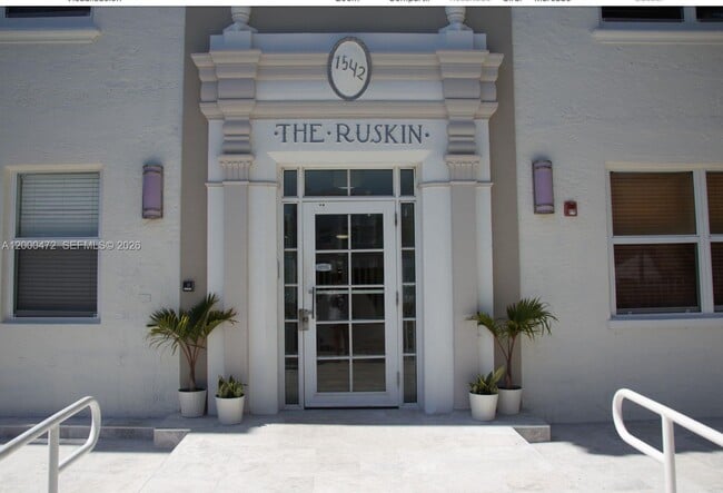 Photo - 1542 Drexel Ave Unit 103