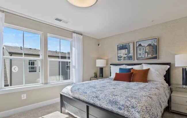 Photo - 6014 Beake St