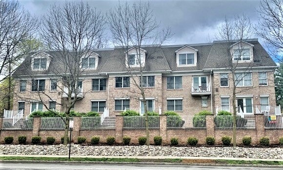 Carriage House Townhomes