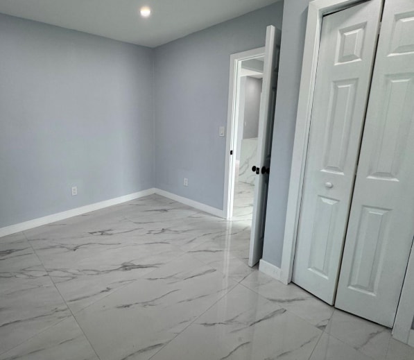 Photo - 16440 NE 10th Ave