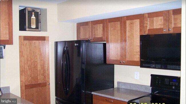 Photo - 1029 N Stuart St Unit 400