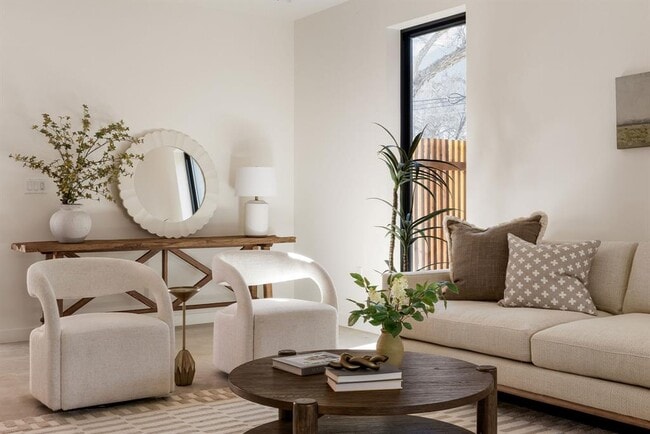 Photo - 3412 Gonzales St Unidad 2