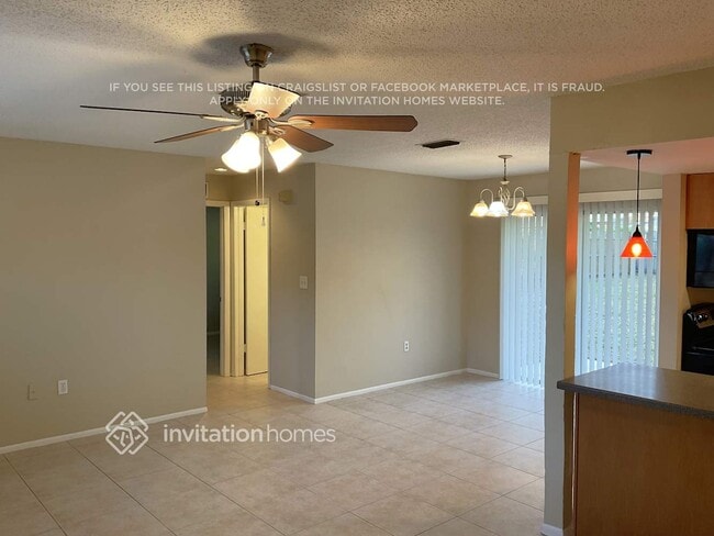 Photo - 11447 Walsingham Rd