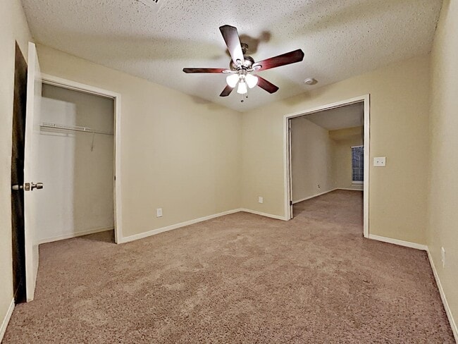 Photo - 18083 Glenledi Dr