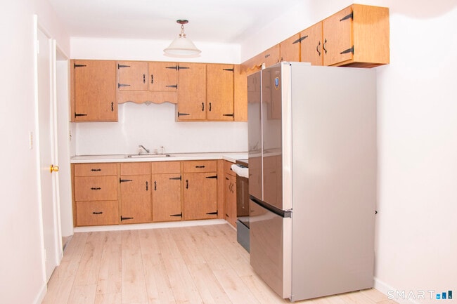 Photo - 5 Assumption St