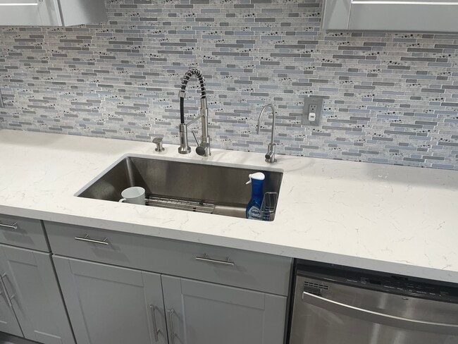 Photo - 13499 Biscayne Blvd