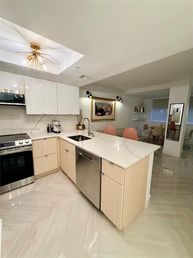 Photo - 2951 S Bayshore Dr Unit 316