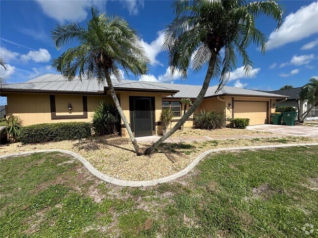 Building Photo - 2093 Rio De Janeiro Ave Rental
