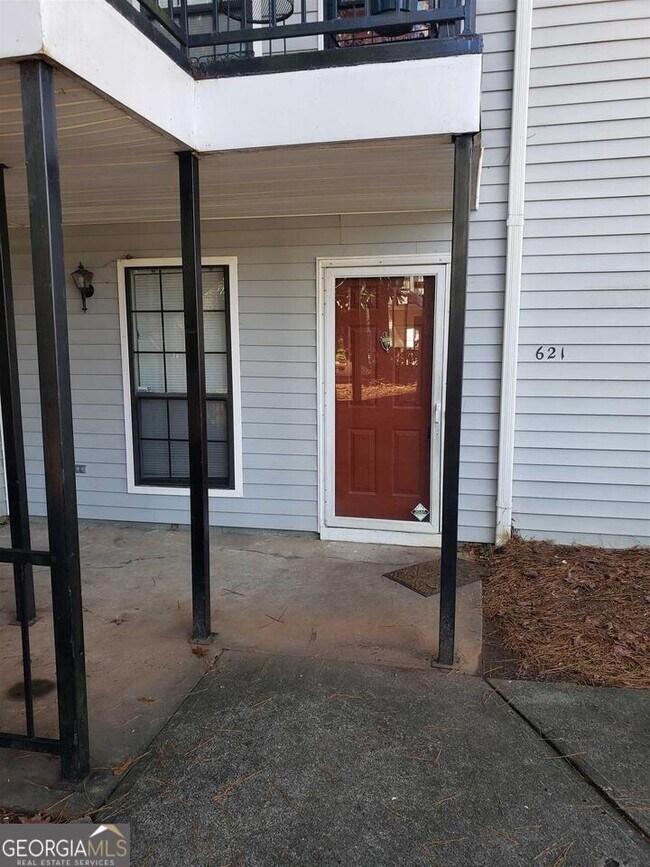 Photo - 621 Windchase Ln