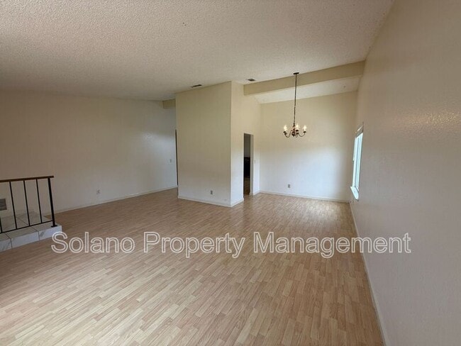 Photo - 2506 Marquette Ct