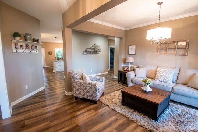 Building Photo - Fall in Love with this home!!!